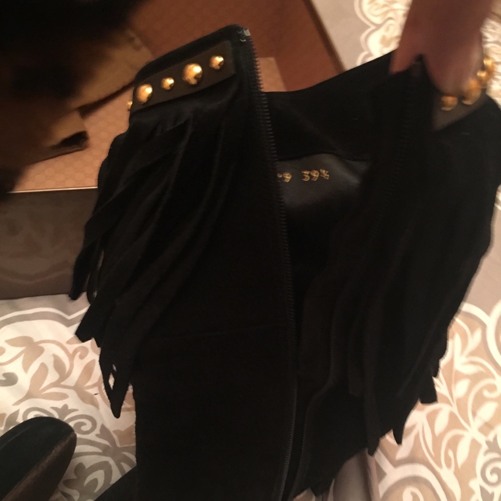 MORE photos for GUCCI BOOTS - Picture 6 of 8